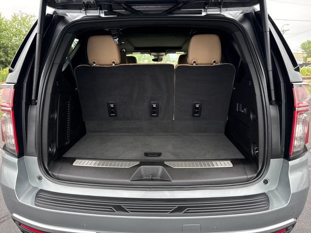 Used 2024 Chevrolet Tahoe Premier w/ Premium Package AWD/4WD image 24