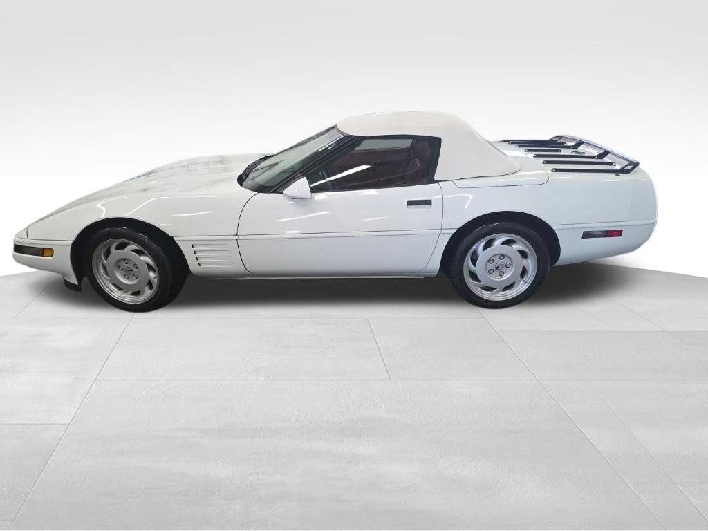 Used 1991 Chevrolet Corvette Convertible RWD image 6