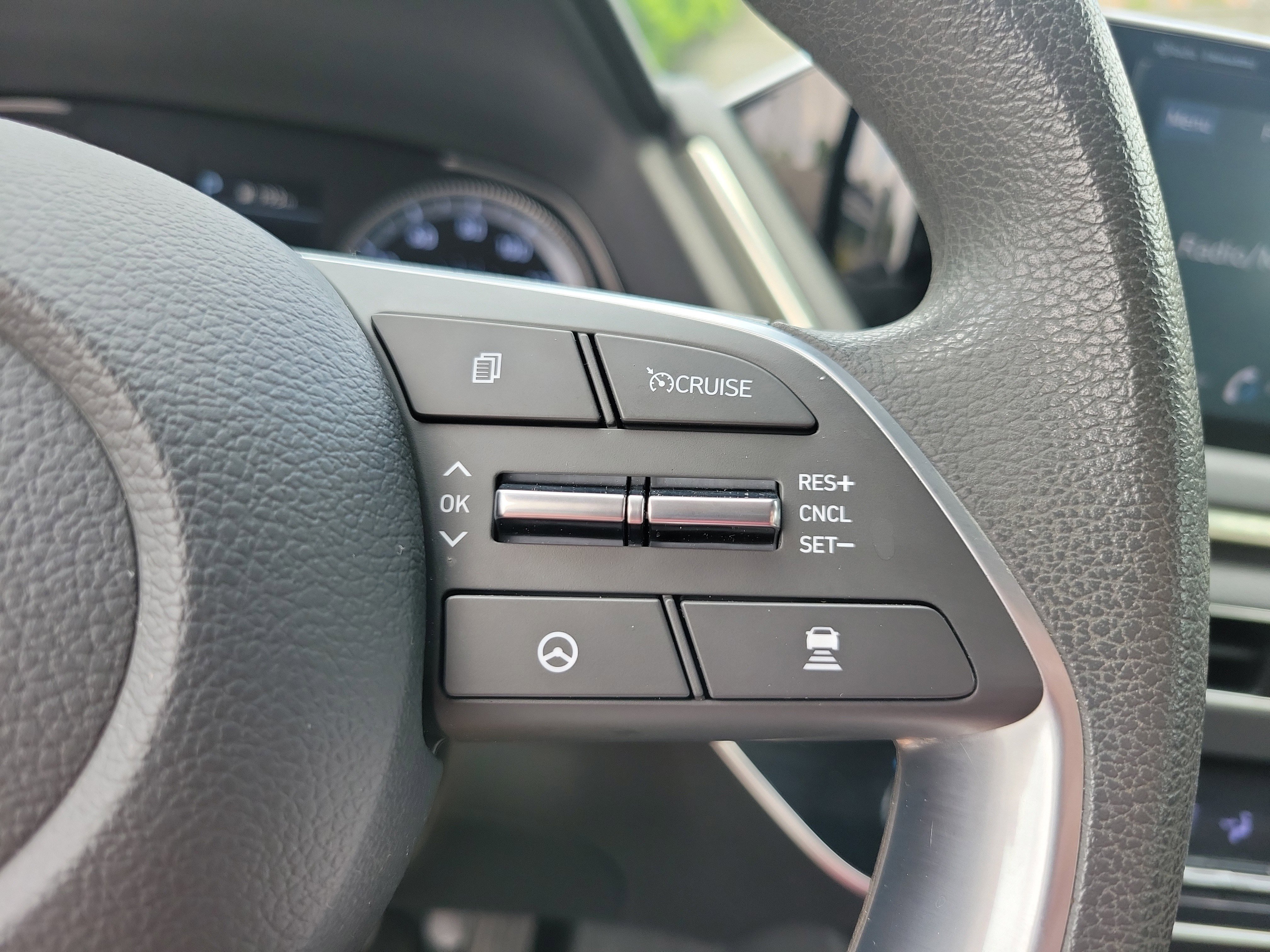 Used 2021 Hyundai Sonata SEL w/ Preferred Accessory Package FWD image 17