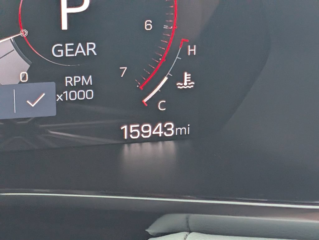 Used 2023 GMC Canyon AT4X AWD/4WD image 17