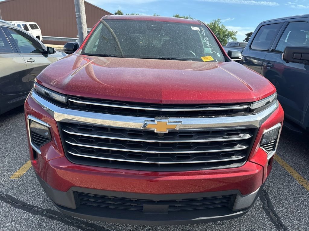 Certified 2025 Chevrolet Traverse LT AWD/4WD image 2