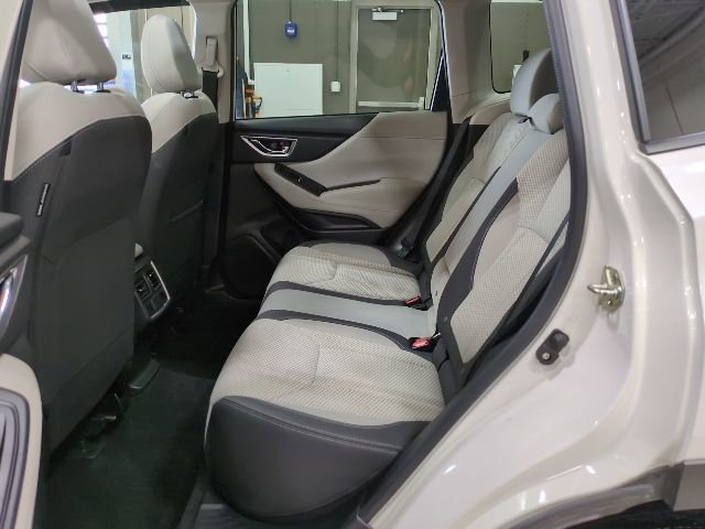 Used 2020 Subaru Forester Premium AWD/4WD image 16
