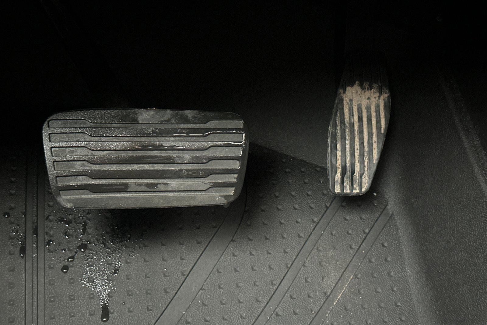 Certified 2023 Chevrolet Silverado 1500 ZR2 w/ Technology Package image 44