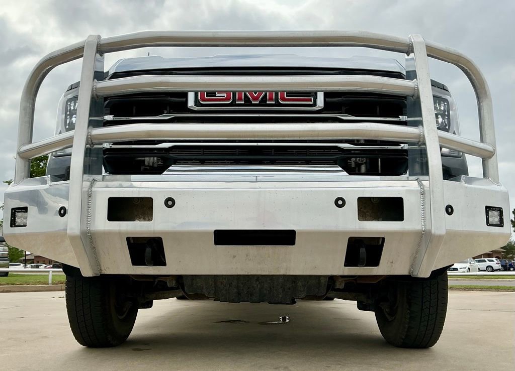 Used 2024 GMC Sierra 3500 SLT w/ SLT Premium Package image 9