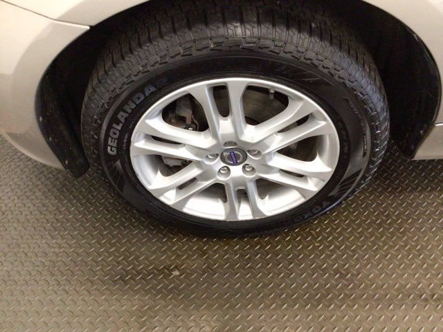 Used 2015 Volvo XC60 T5 Platinum AWD/4WD image 27