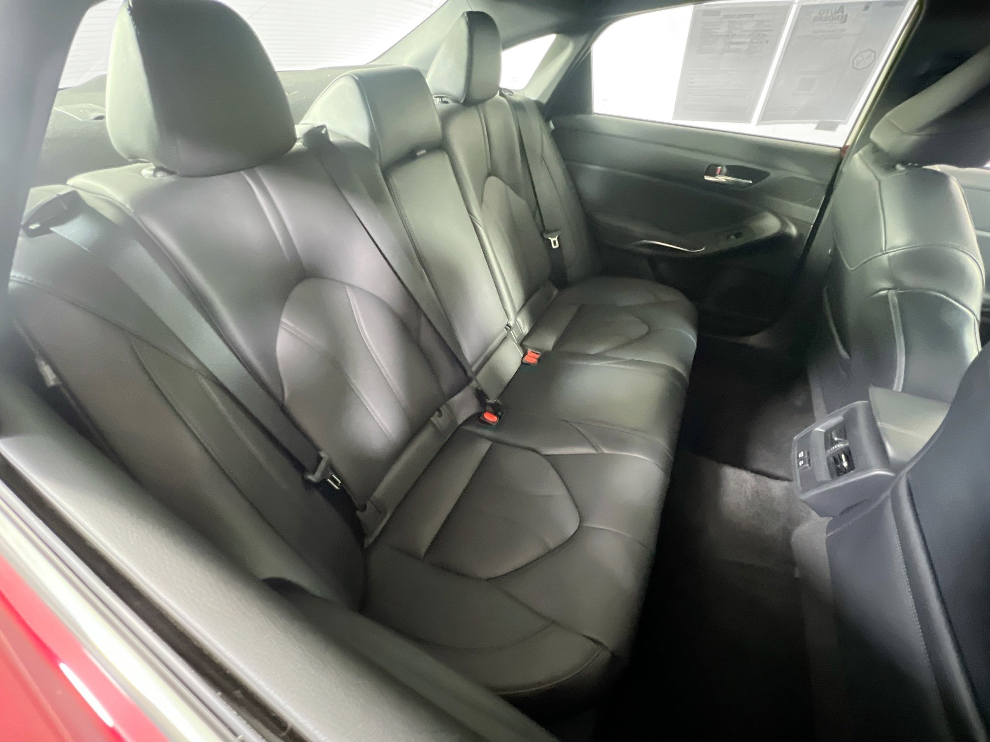 Used 2021 Toyota Avalon XLE image 26