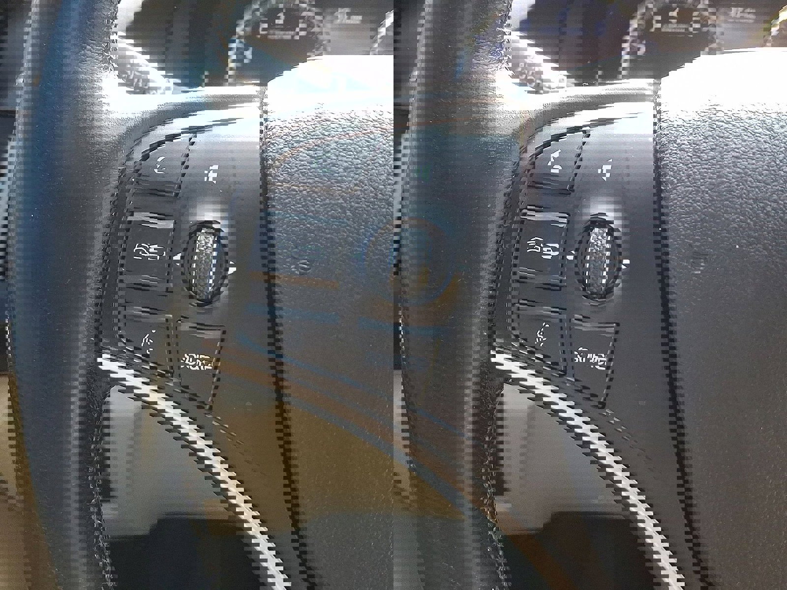 Used 2020 Acura MDX SH-AWD image 17