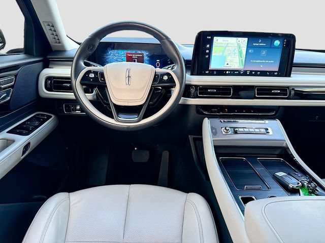 Used 2025 Lincoln Aviator 2WD image 22