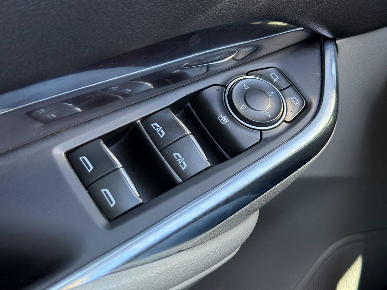 Used 2020 Cadillac XT4 Luxury FWD image 12
