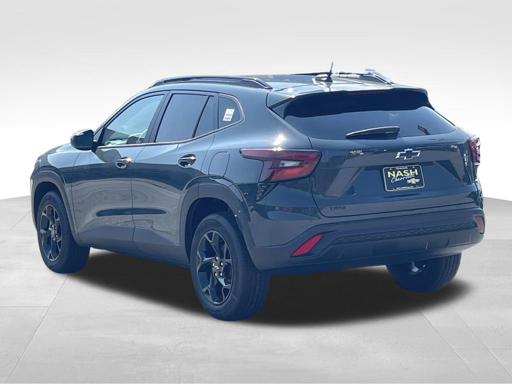 New 2026 Chevrolet Trax LT w/ Driver Confidence Package FWD image 5