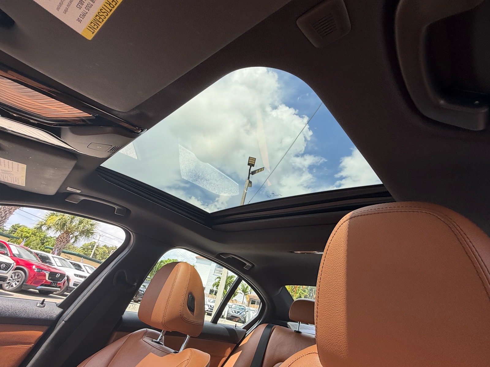 Used 2019 BMW 330i Sedan w/ Driving Assistance Package RWD image 19