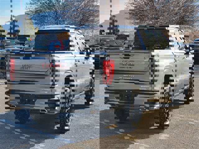 Used 2021 GMC Sierra 1500 Elevation image 3