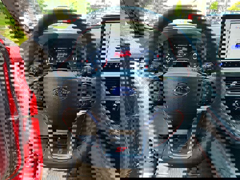 Certified 2025 Ford Explorer ST w/ Sun And Sound Package image 18