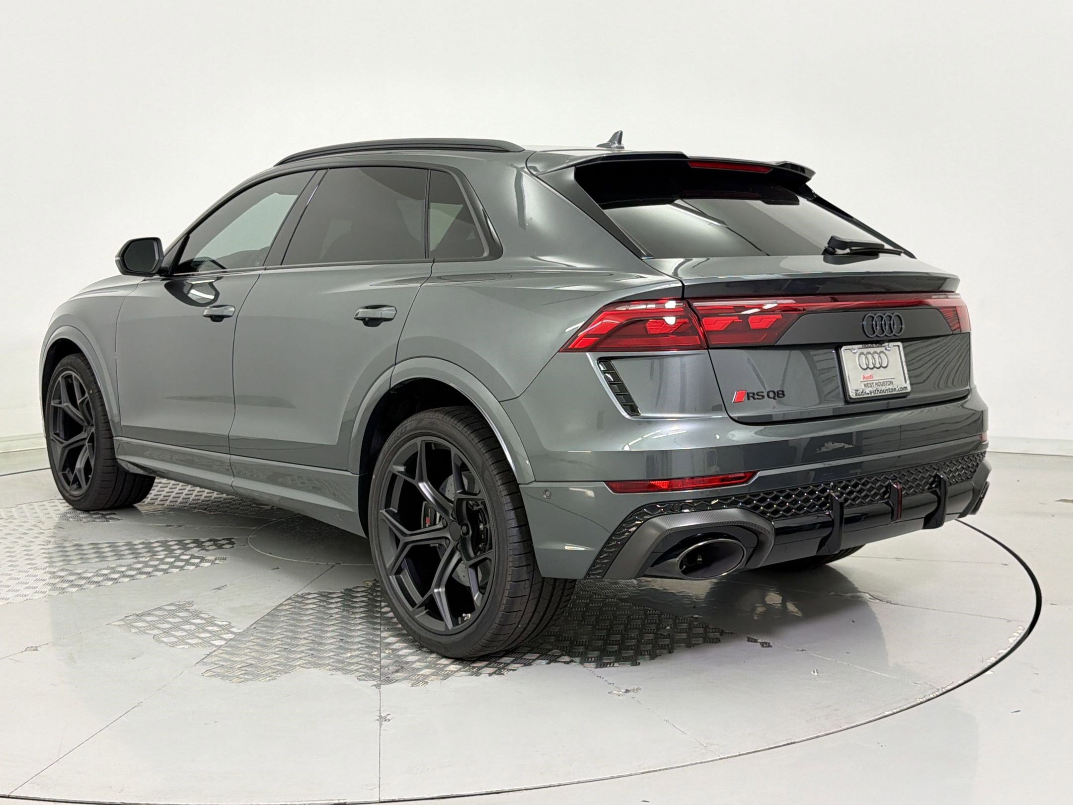 New 2026 Audi RS Q8 performance AWD/4WD image 3