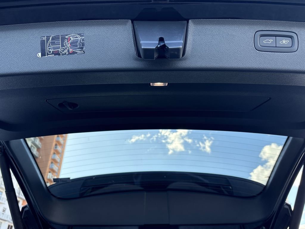 New 2026 Volvo XC90 T8 Plus image 19