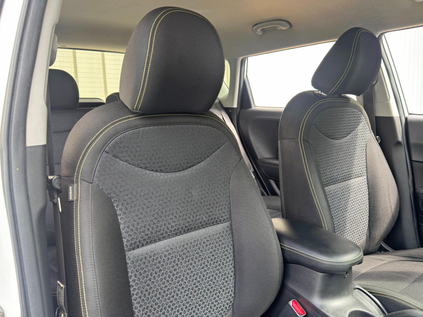 Used 2016 Kia Soul + FWD image 29