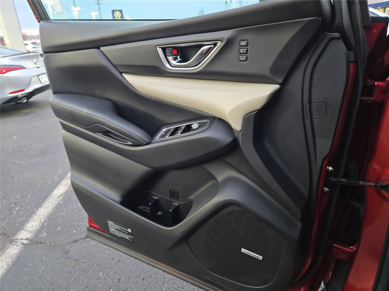 Used 2019 Subaru Ascent Limited image 19