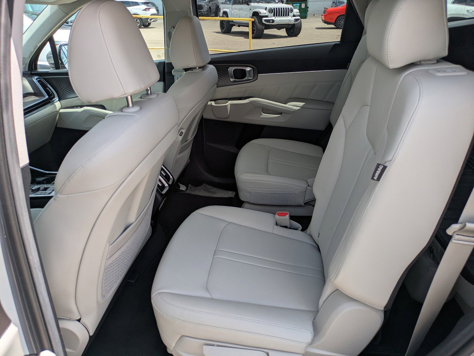 Certified 2024 Kia Sorento SX FWD image 12