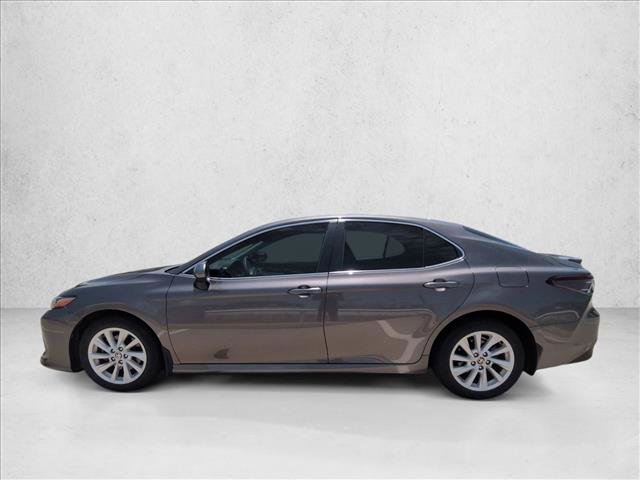 Used 2022 Toyota Camry LE FWD image 8