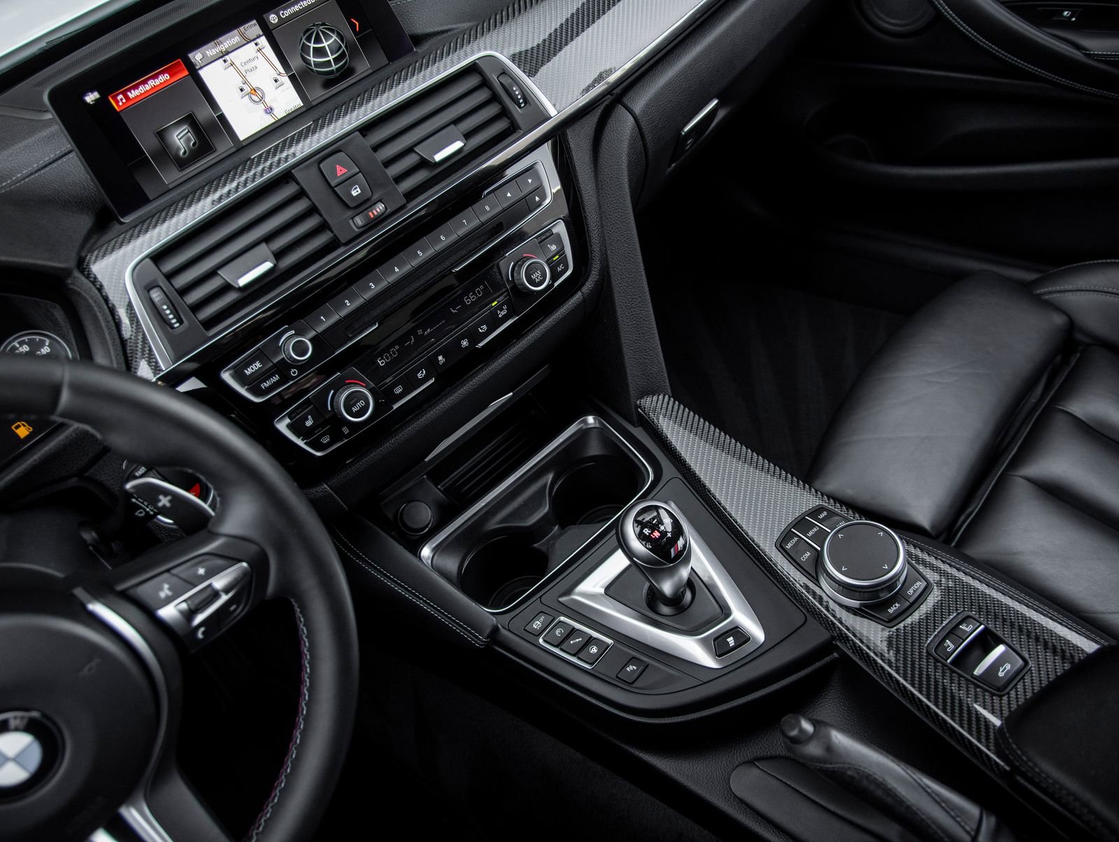 Used 2020 BMW M4 Convertible image 29