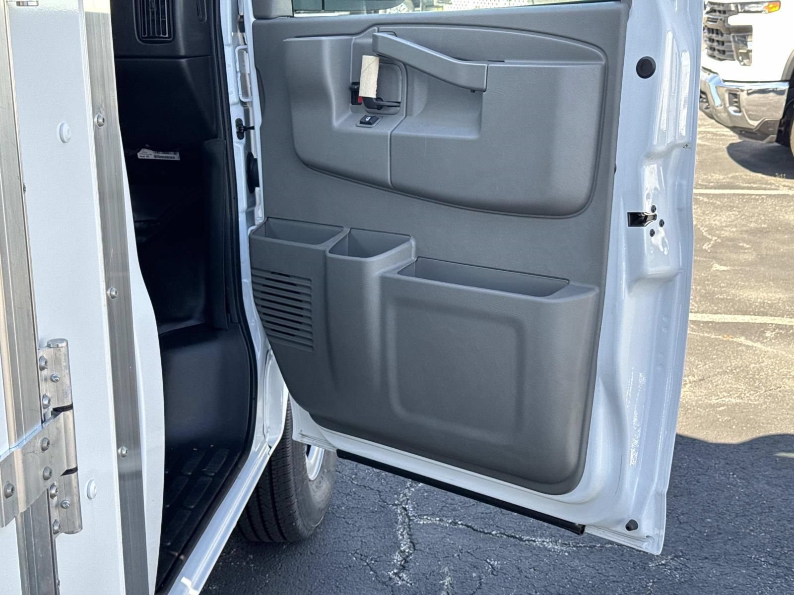 New 2026 Chevrolet Express 3500 w/ Power Convenience Package RWD image 10