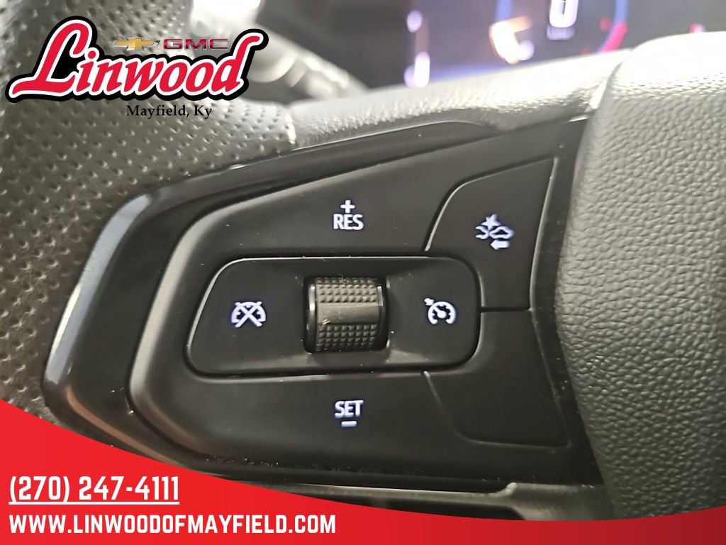 Used 2025 Chevrolet TrailBlazer LT AWD/4WD image 17