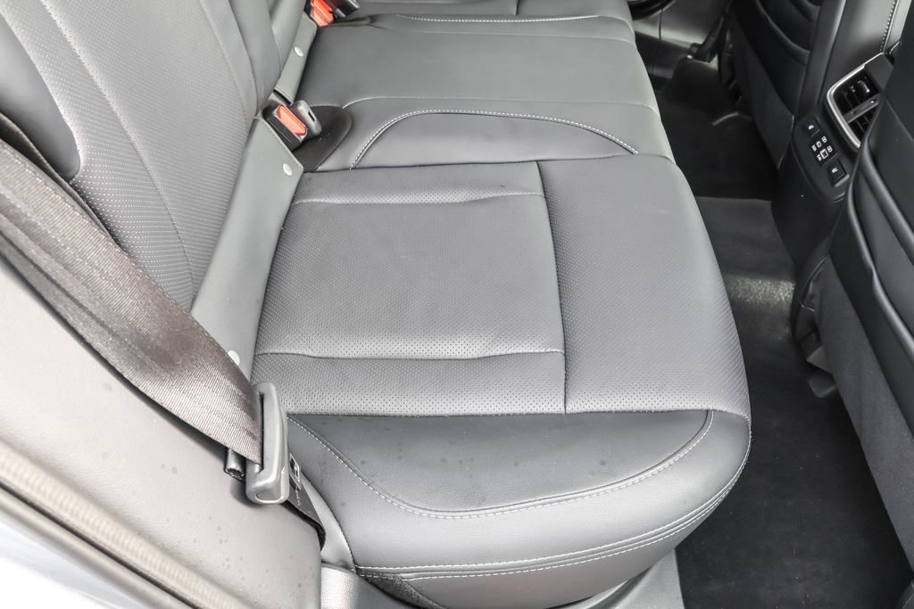 Used 2024 Subaru Outback Limited AWD/4WD image 39