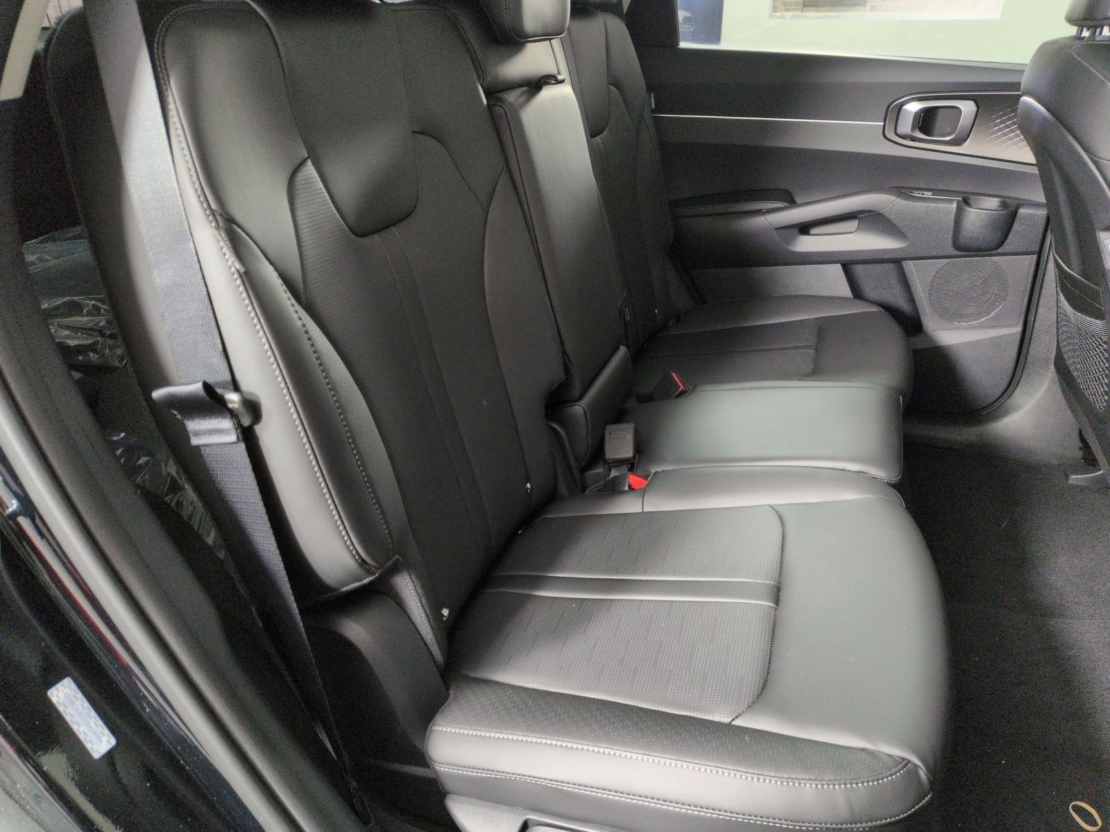 New 2026 Kia Sorento S w/ S Panoramic Sunroof Package image 24