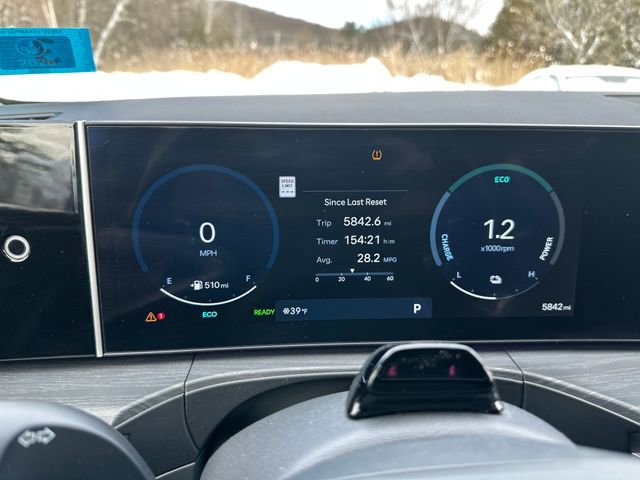 Certified 2025 Hyundai Santa Fe Limited image 14