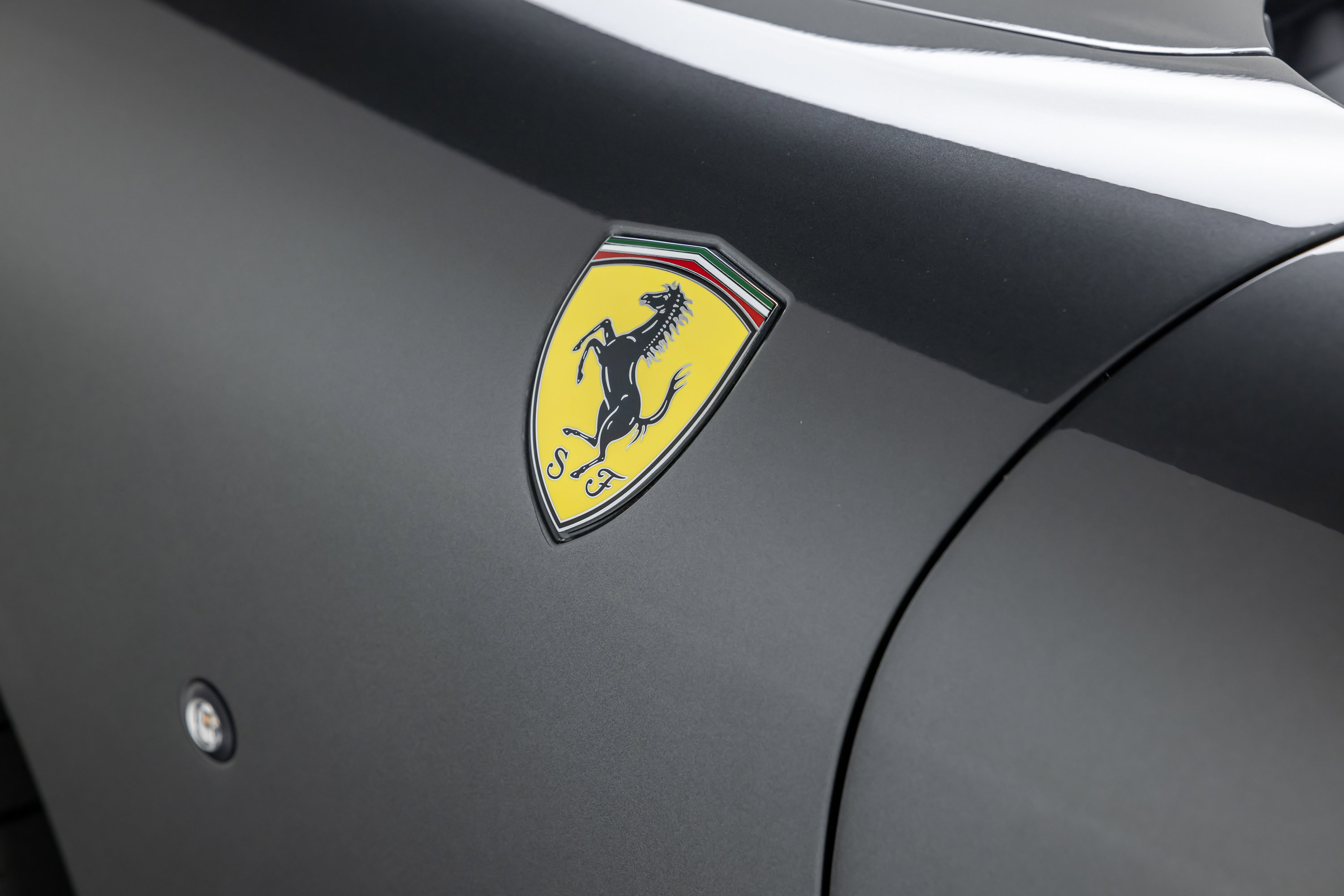 Used 2022 Ferrari Roma RWD image 20