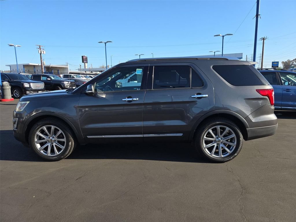 Used 2017 Ford Explorer Limited AWD/4WD image 33