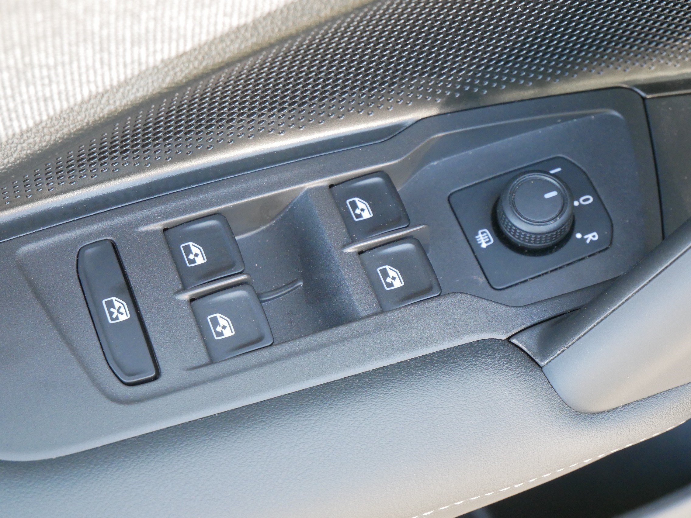 Certified 2026 Volkswagen Tiguan S AWD/4WD image 19