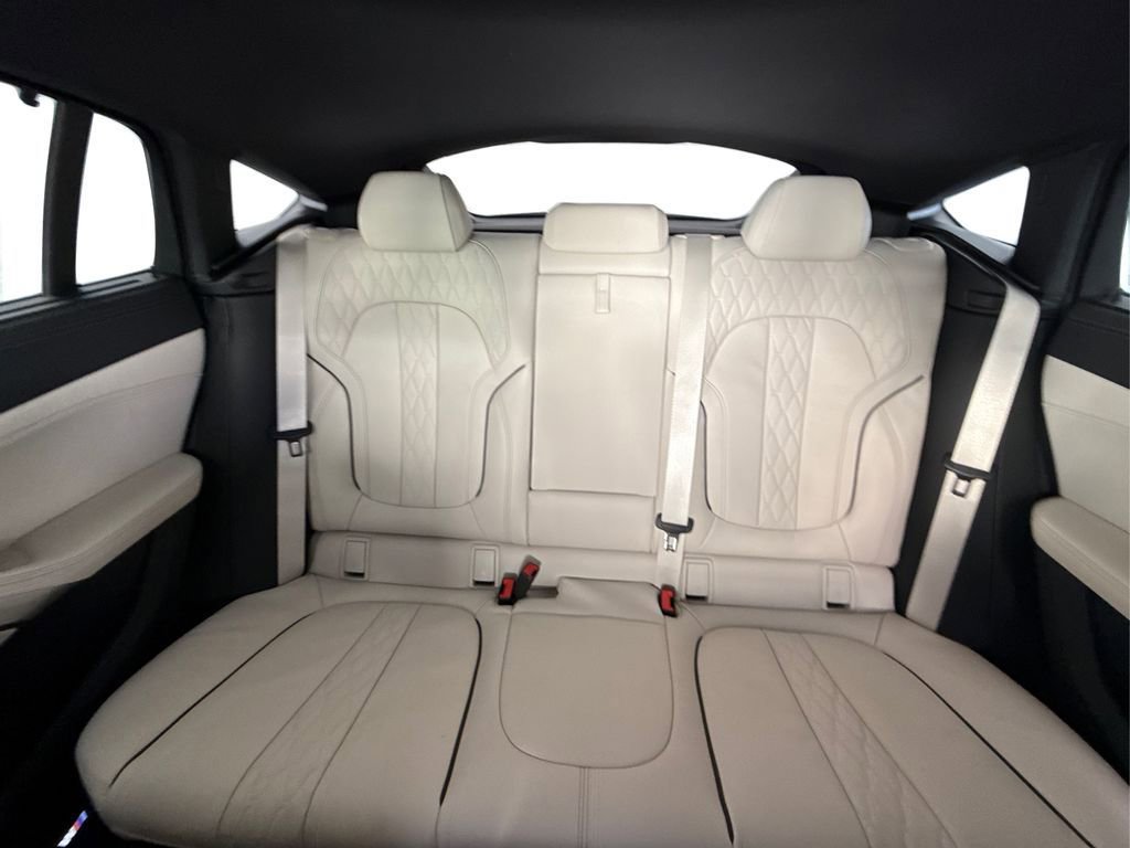 New 2026 BMW X6 M60i image 20