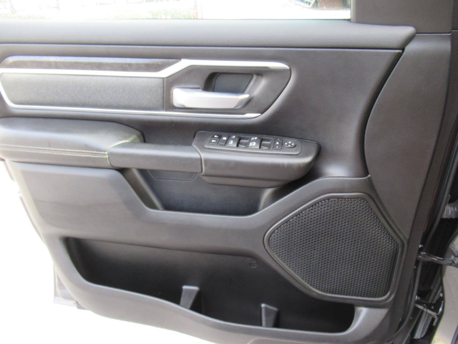 Used 2022 RAM 1500 Big Horn RWD image 18