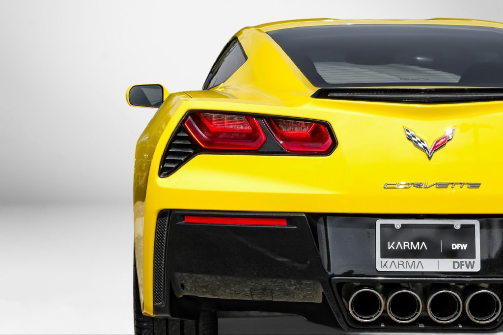 Used 2019 Chevrolet Corvette Stingray Coupe w/ 1LT RWD image 33