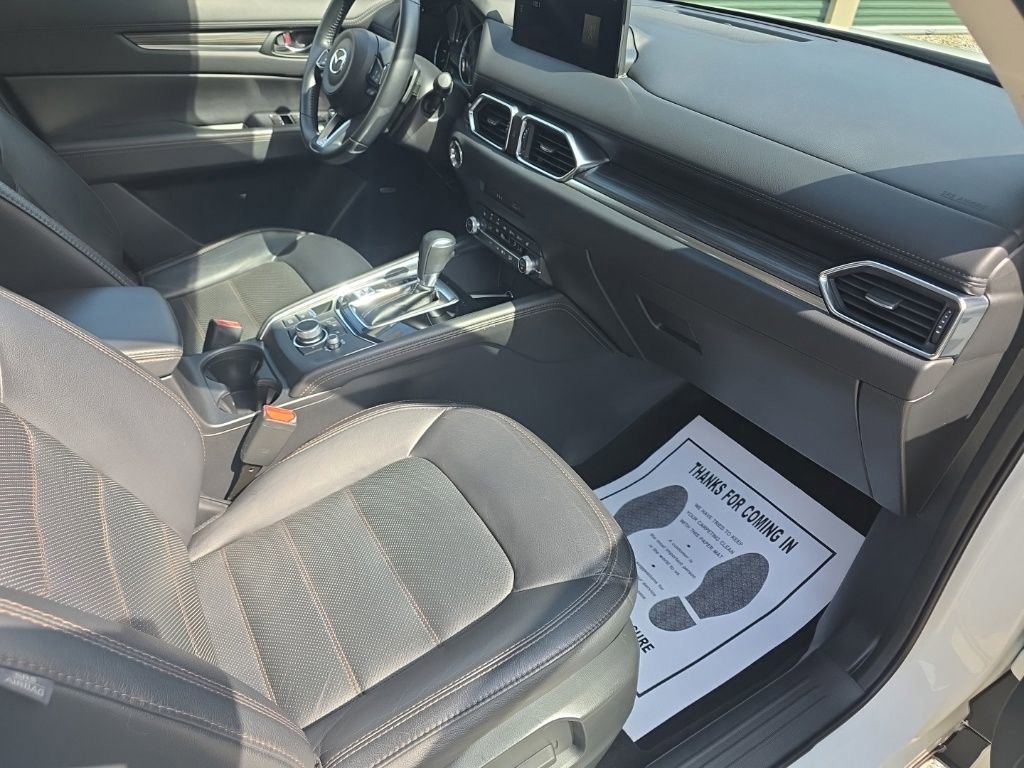 Certified 2021 MAZDA CX-5 Grand Touring AWD/4WD image 19