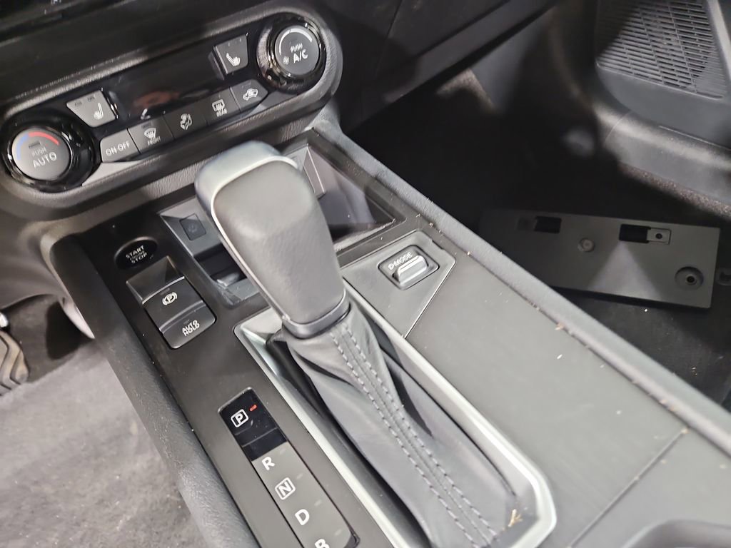 New 2026 Nissan Kicks SV image 23