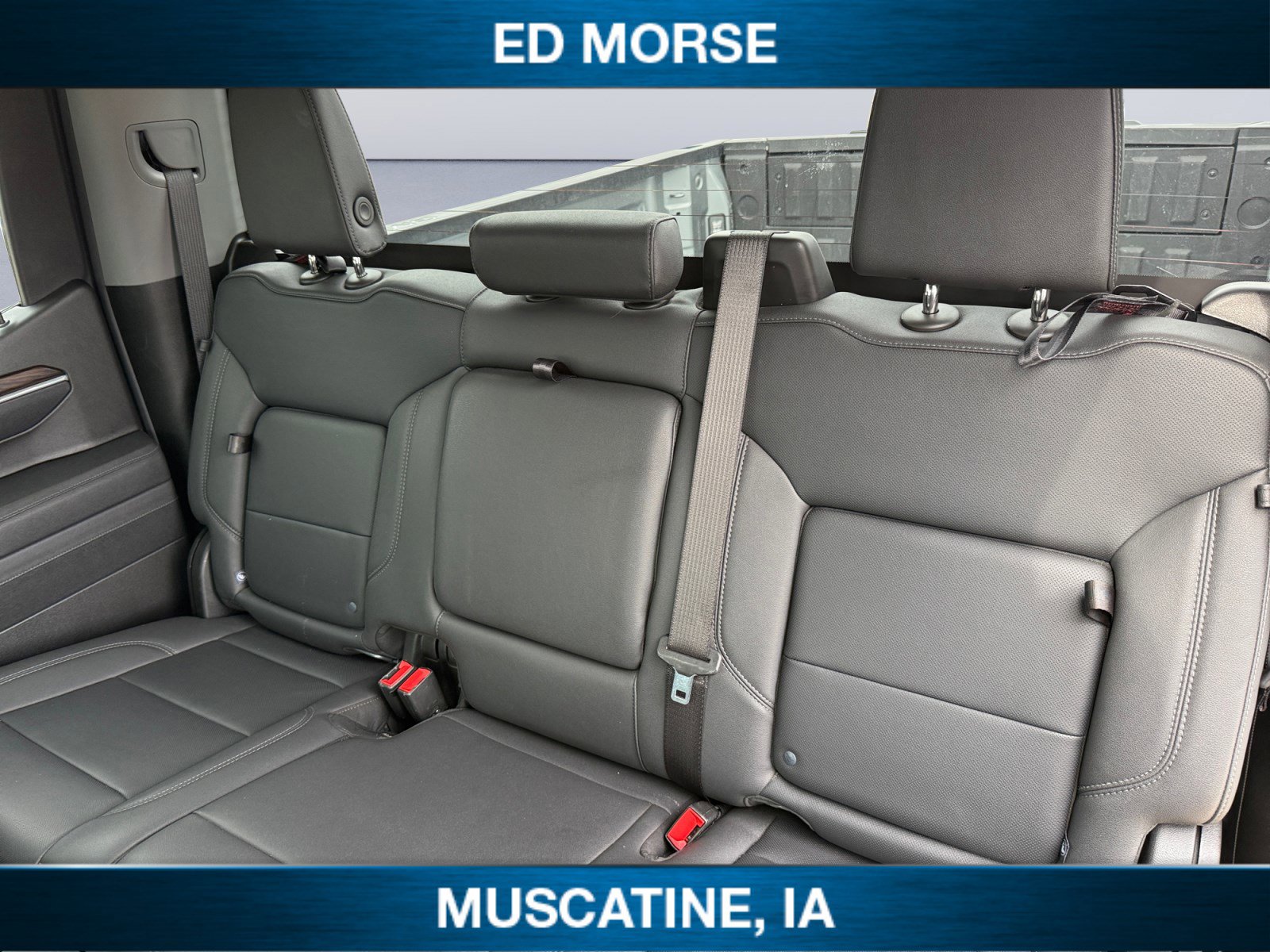 Used 2025 GMC Sierra 1500 SLT image 13