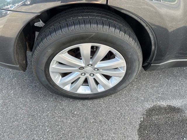 Used 2013 Subaru Forester 2.5X Premium w/ All-Weather Pkg AWD/4WD image 9