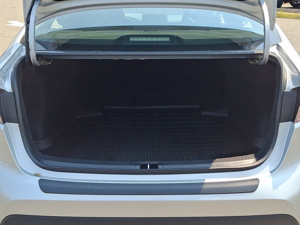 Used 2022 Toyota Corolla LE FWD image 28