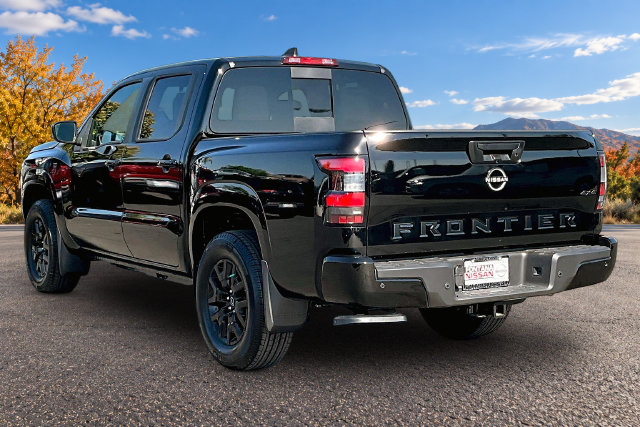 New 2026 Nissan Frontier SV w/ All-Weather Content Package AWD/4WD image 3