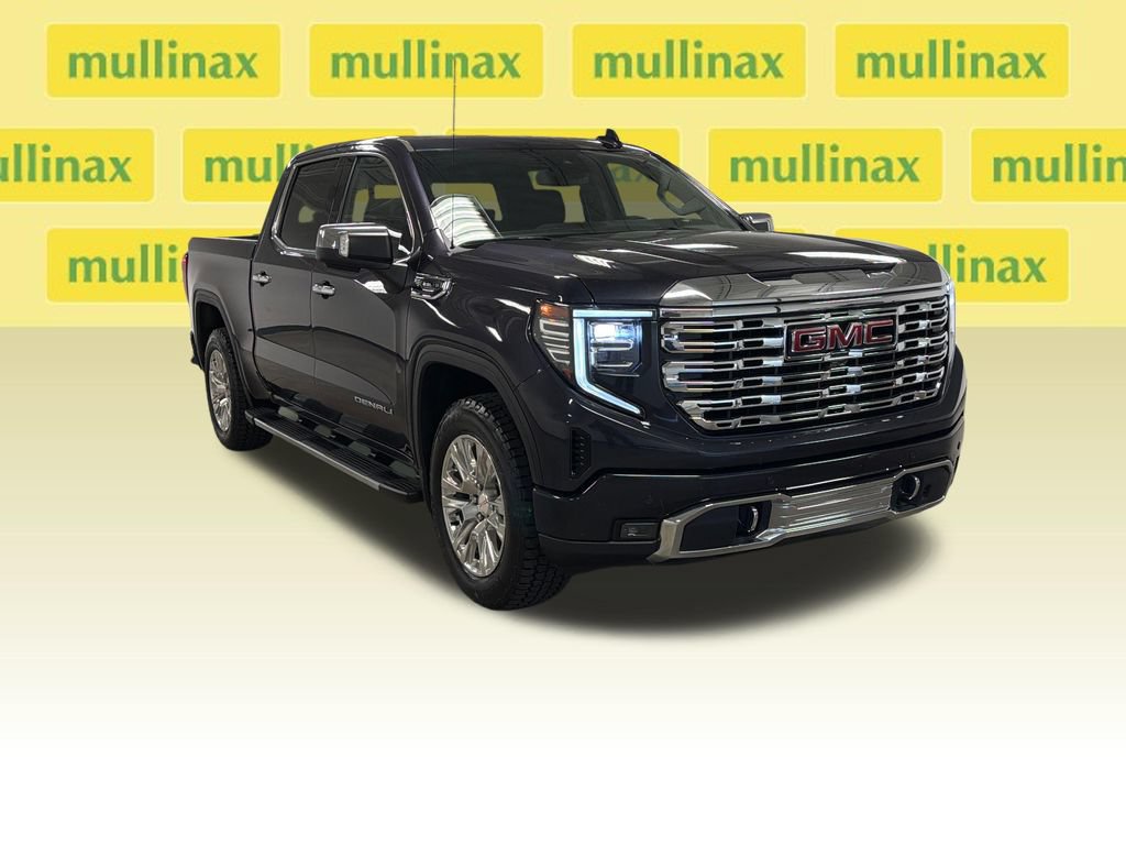 Used 2024 GMC Sierra 1500 Denali AWD/4WD image 3