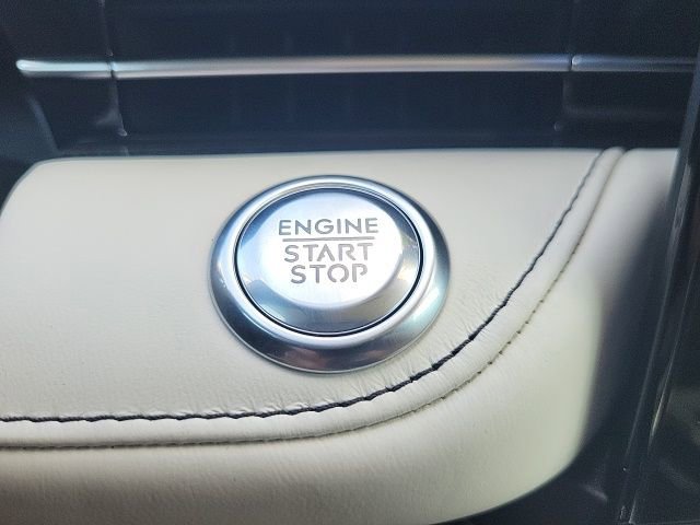 New 2025 Lincoln Nautilus Black Label image 21