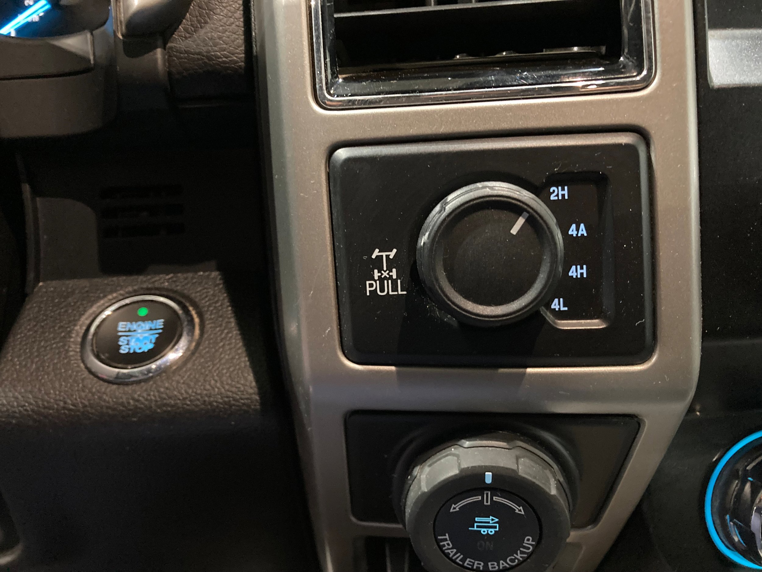 Used 2019 Ford F150 Lariat AWD/4WD image 29
