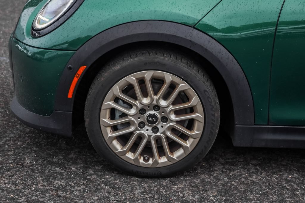 Used 2025 MINI Cooper S FWD image 9