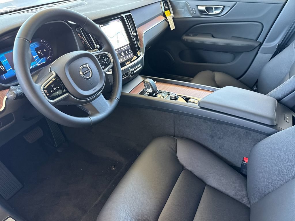 New 2026 Volvo V60 B5 Cross Country Plus w/ Protection Package Premier AWD/4WD image 9