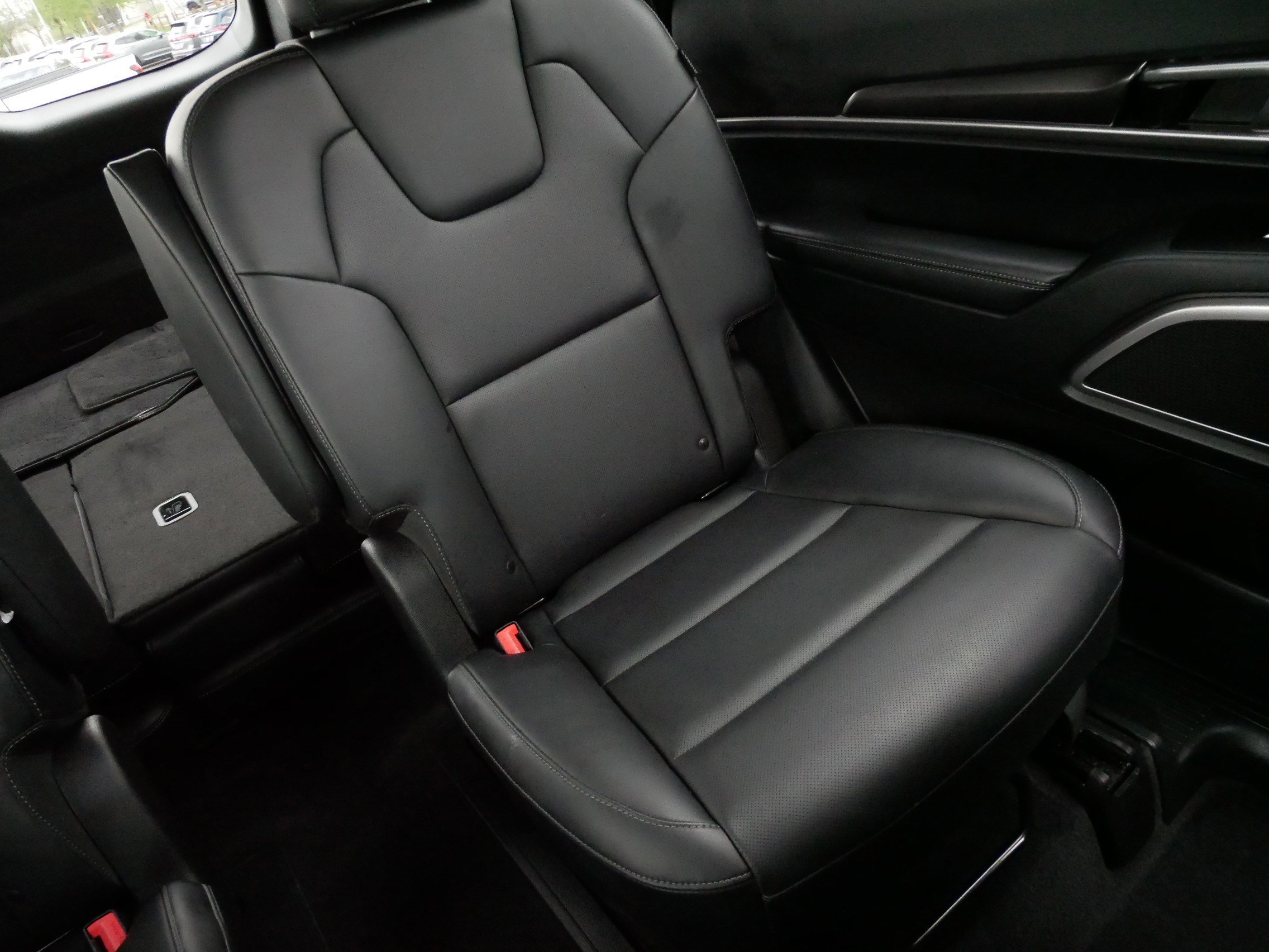 Used 2025 Kia Telluride S AWD/4WD image 14