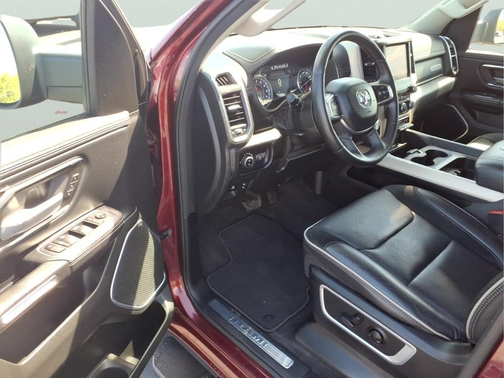 Used 2022 RAM 1500 Laramie AWD/4WD image 11