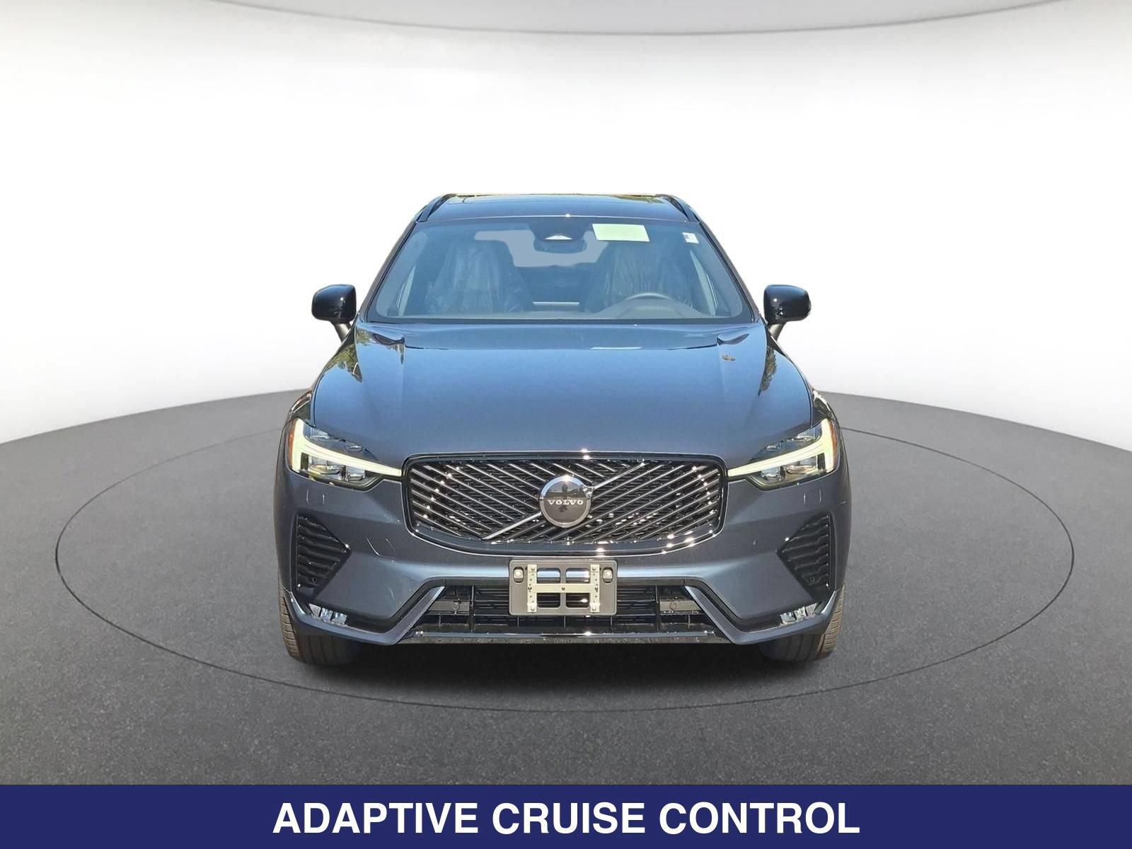 New 2027 Volvo XC60 B5 Core AWD/4WD image 2