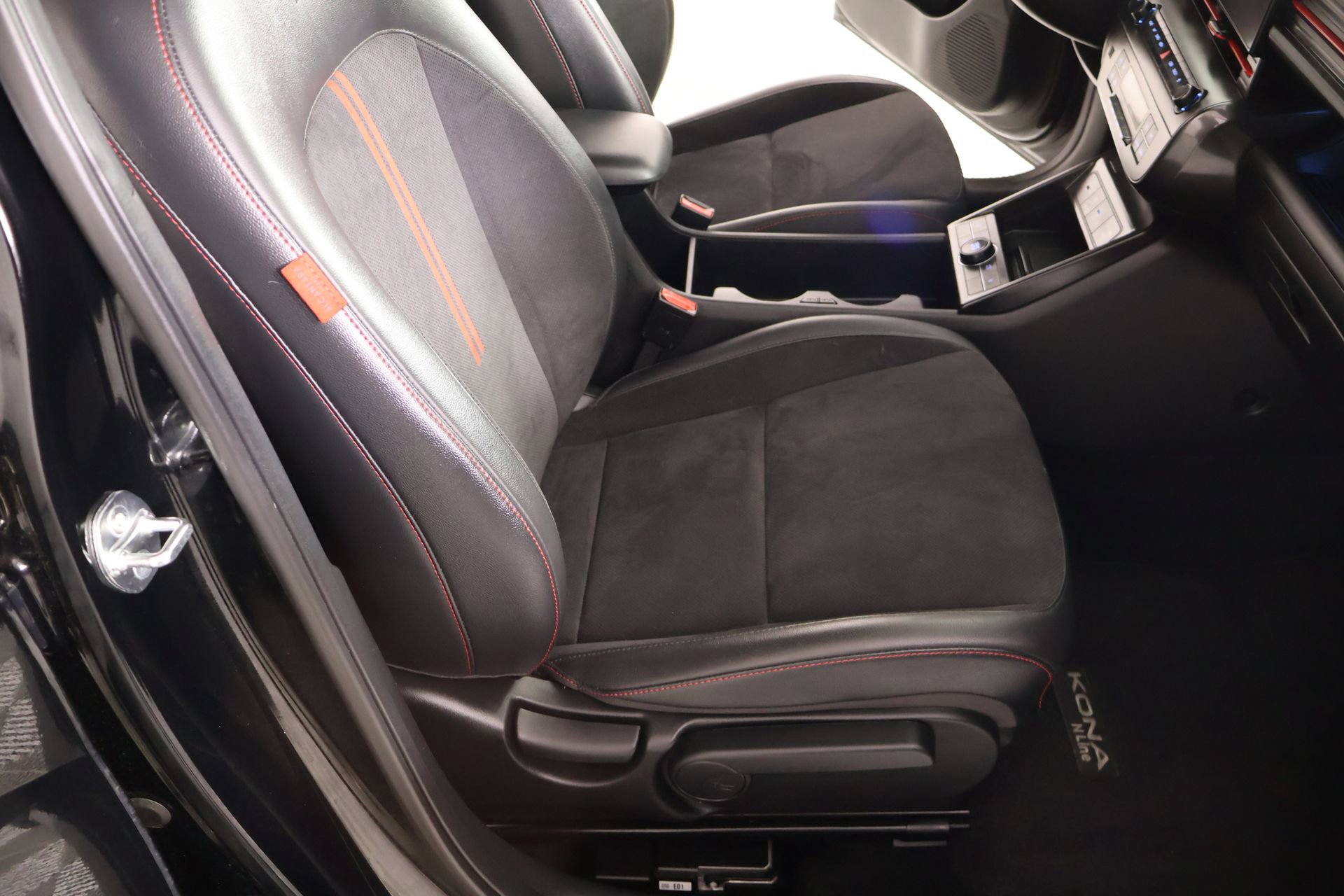 Used 2025 Hyundai Kona N Line S FWD image 13